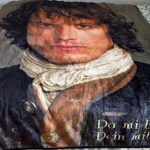 Outlander fans of Jamie!  Brown and Cream Portrait Throw!